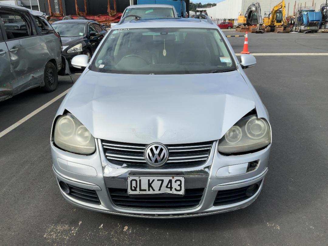 Photo '2' of Volkswagen Golf