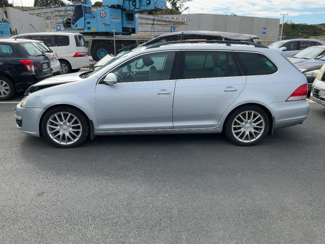 Photo '4' of Volkswagen Golf