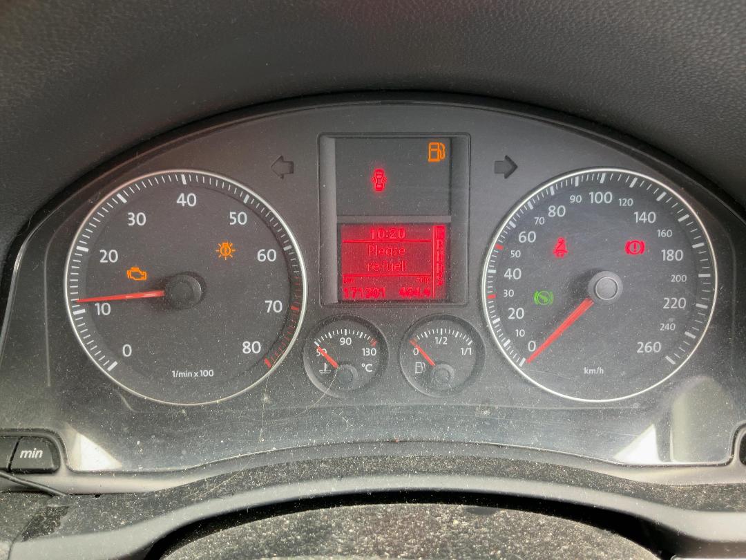 Photo '10' of Volkswagen Golf