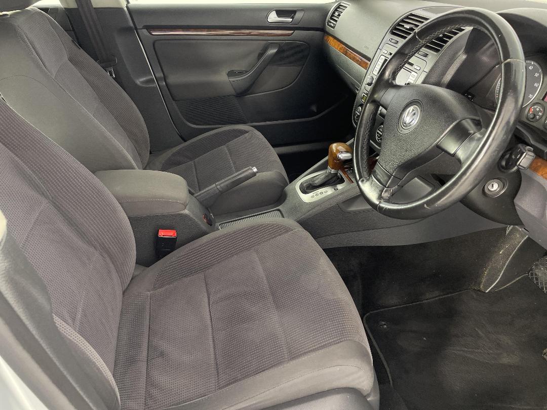 Photo '16' of Volkswagen Jetta Photo '16' of Volkswagen Jetta