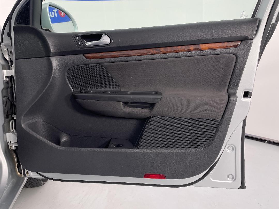 Photo '15' of Volkswagen Jetta Photo '15' of Volkswagen Jetta