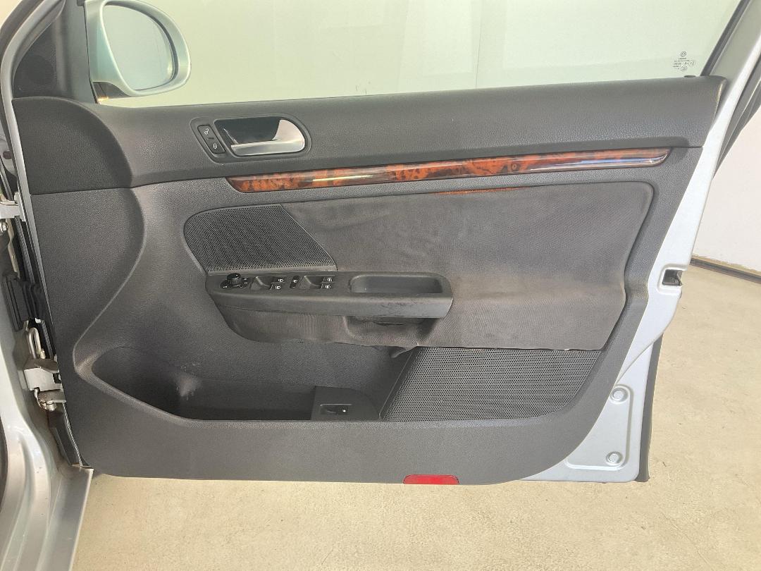 Photo '15' of Volkswagen Jetta