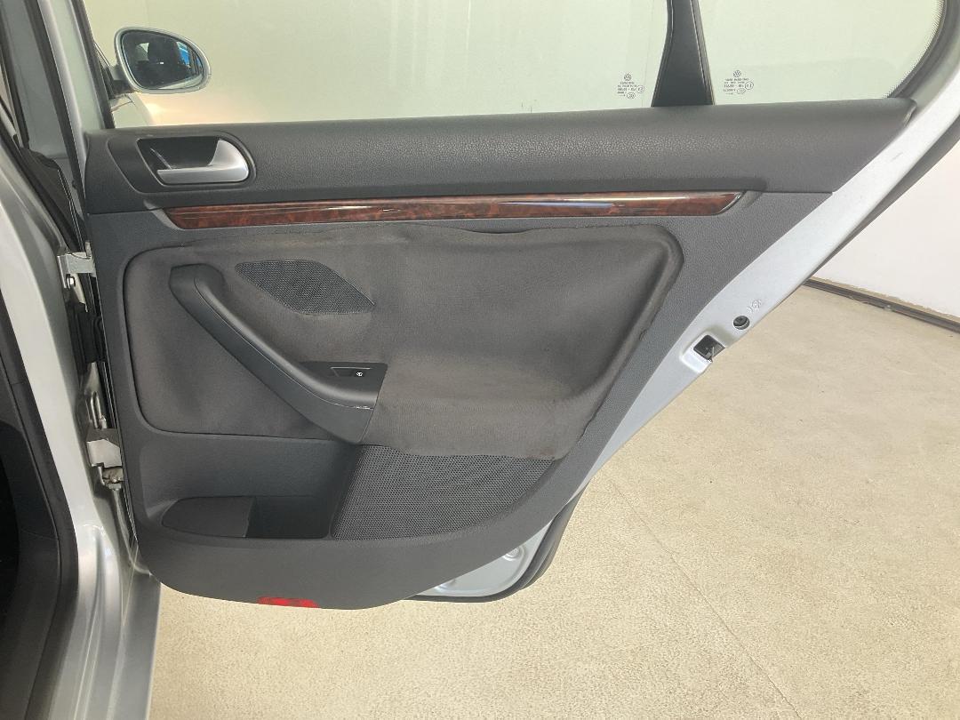 Photo '19' of Volkswagen Jetta