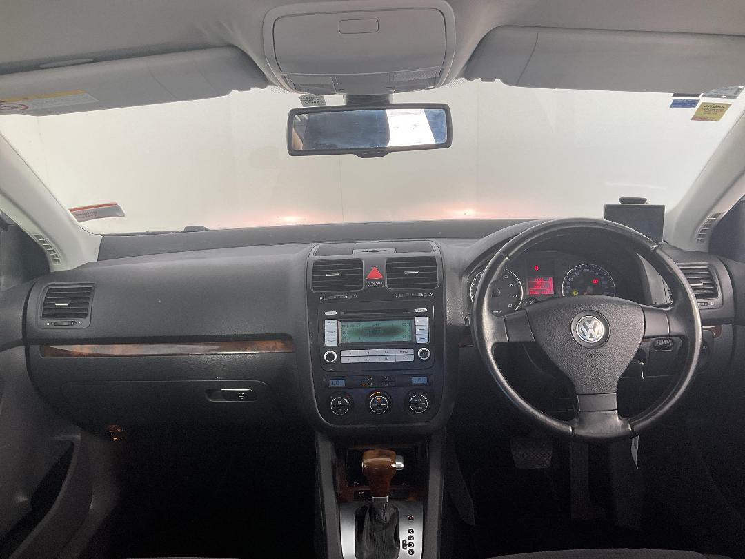 Photo '17' of Volkswagen Jetta