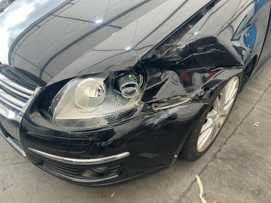 Photo '6' of Volkswagen Jetta 2.0 FSI Photo '6' of Volkswagen Jetta 2.0 FSI