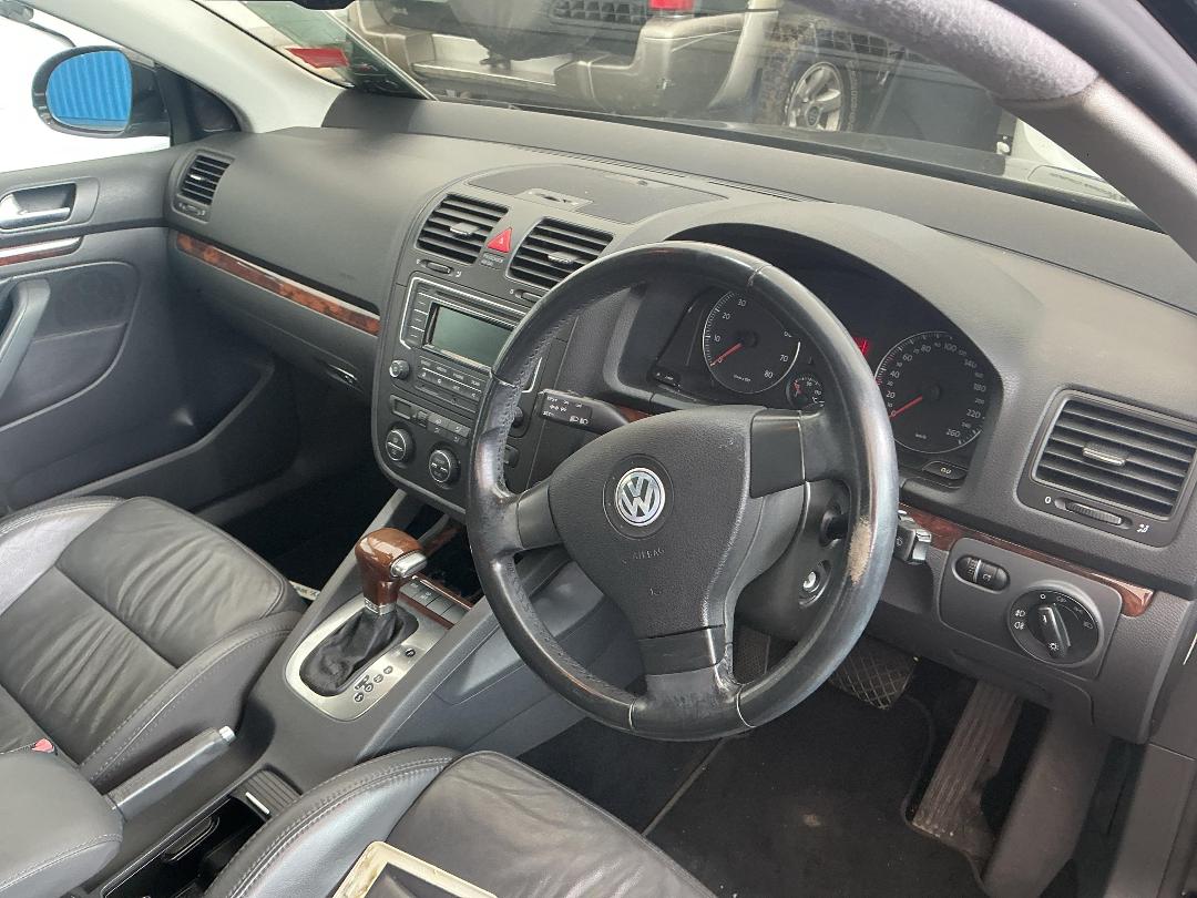 Photo '22' of Volkswagen Jetta 2.0 FSI Photo '22' of Volkswagen Jetta 2.0 FSI