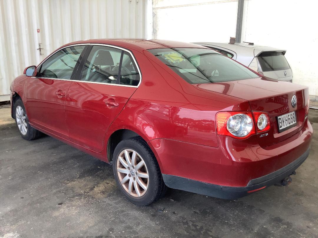 Photo '6' of Volkswagen Jetta FSI TIP