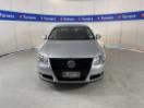 Thumbnail '2' of Volkswagen Passat