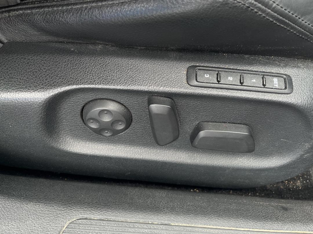 Photo '21' of Volkswagen Passat Photo '21' of Volkswagen Passat