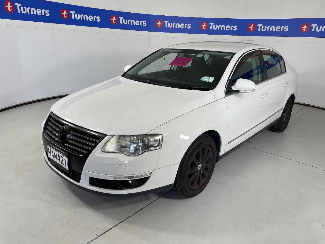 Photo '3' of Volkswagen Passat Photo '3' of Volkswagen Passat