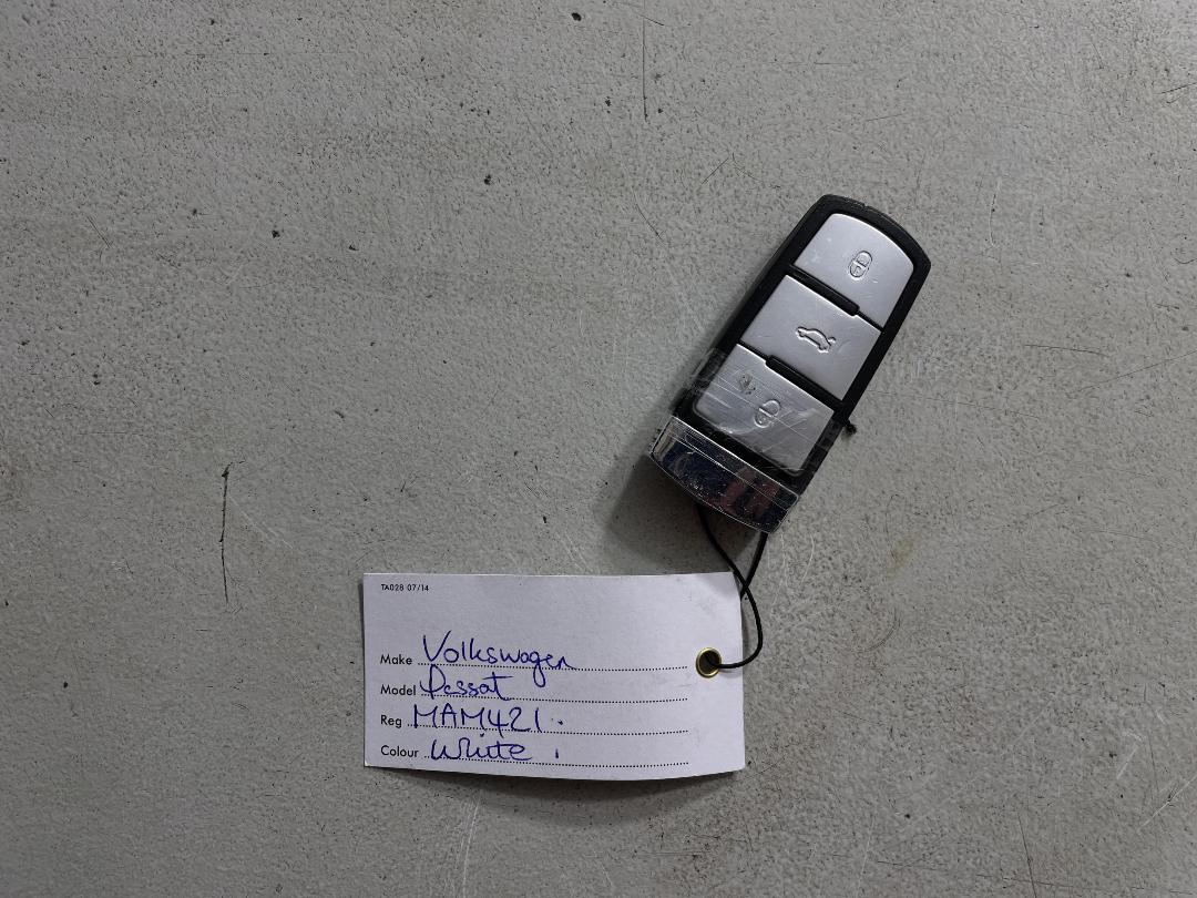 Photo '20' of Volkswagen Passat Photo '20' of Volkswagen Passat