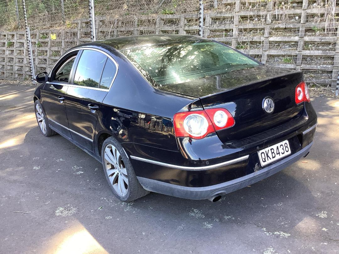 Photo '3' of Volkswagen Passat V6 4M Photo '3' of Volkswagen Passat V6 4M