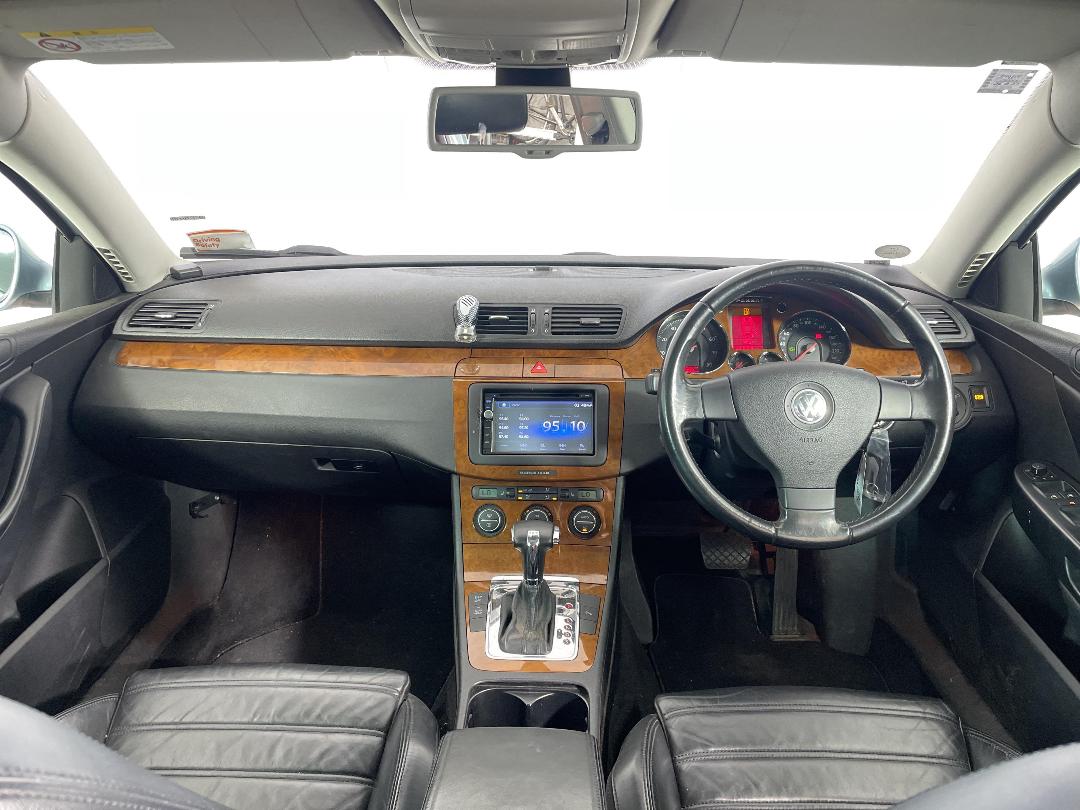 Photo '17' of Volkswagen Passat