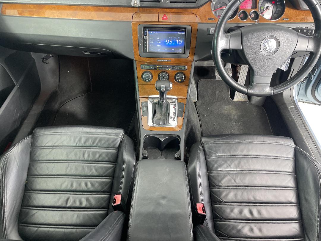 Photo '18' of Volkswagen Passat