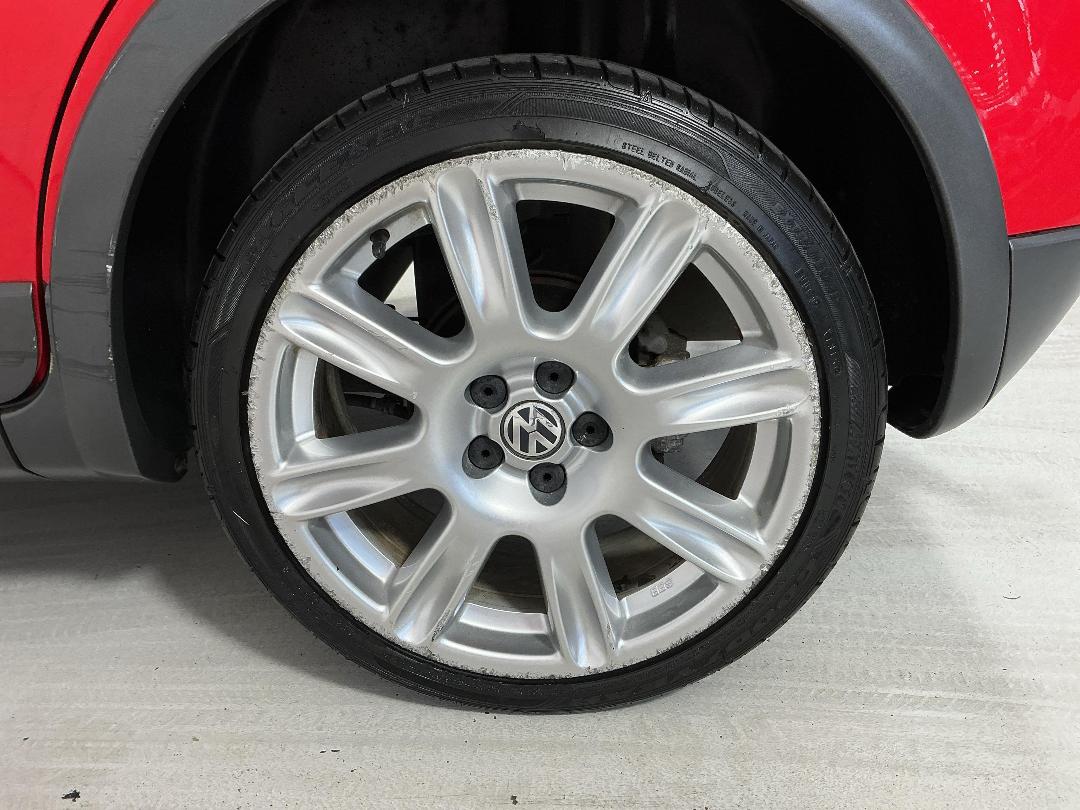 Photo '11' of Volkswagen Polo Photo '11' of Volkswagen Polo