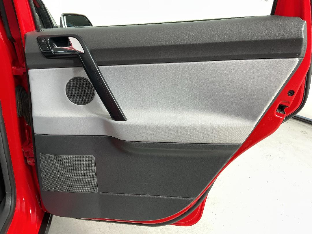 Photo '19' of Volkswagen Polo Photo '19' of Volkswagen Polo