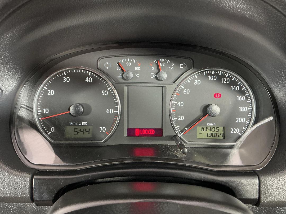 Photo '21' of Volkswagen Polo Photo '21' of Volkswagen Polo