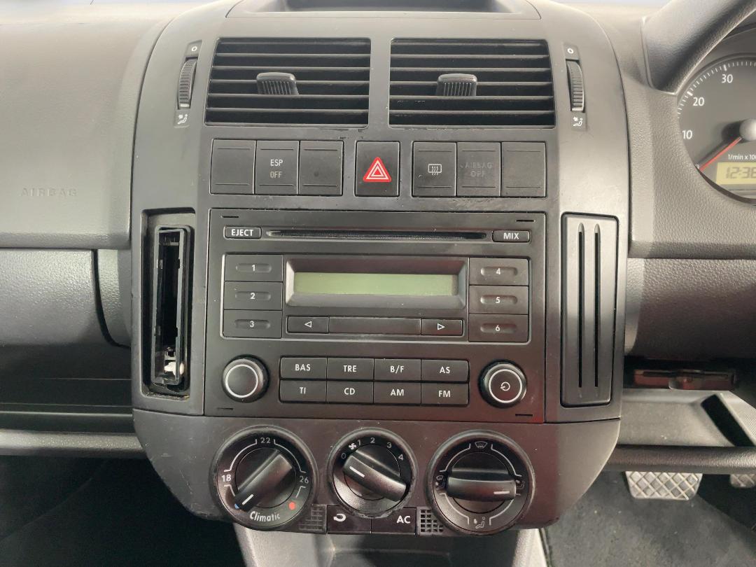 Photo '18' of Volkswagen Polo