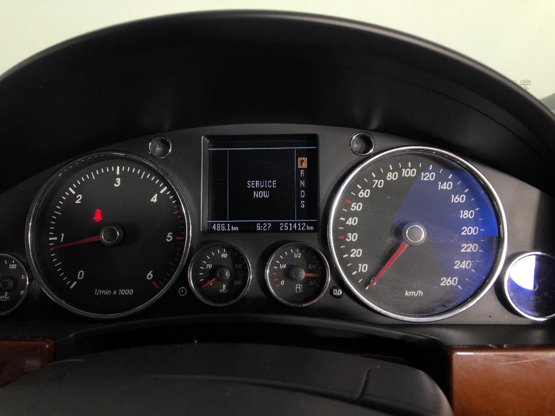 Photo '16' of Volkswagen Touareg V6 TDI TIP Photo '16' of Volkswagen Touareg V6 TDI TIP