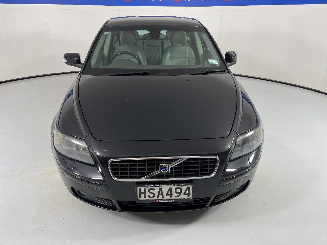 Photo '2' of Volvo S40