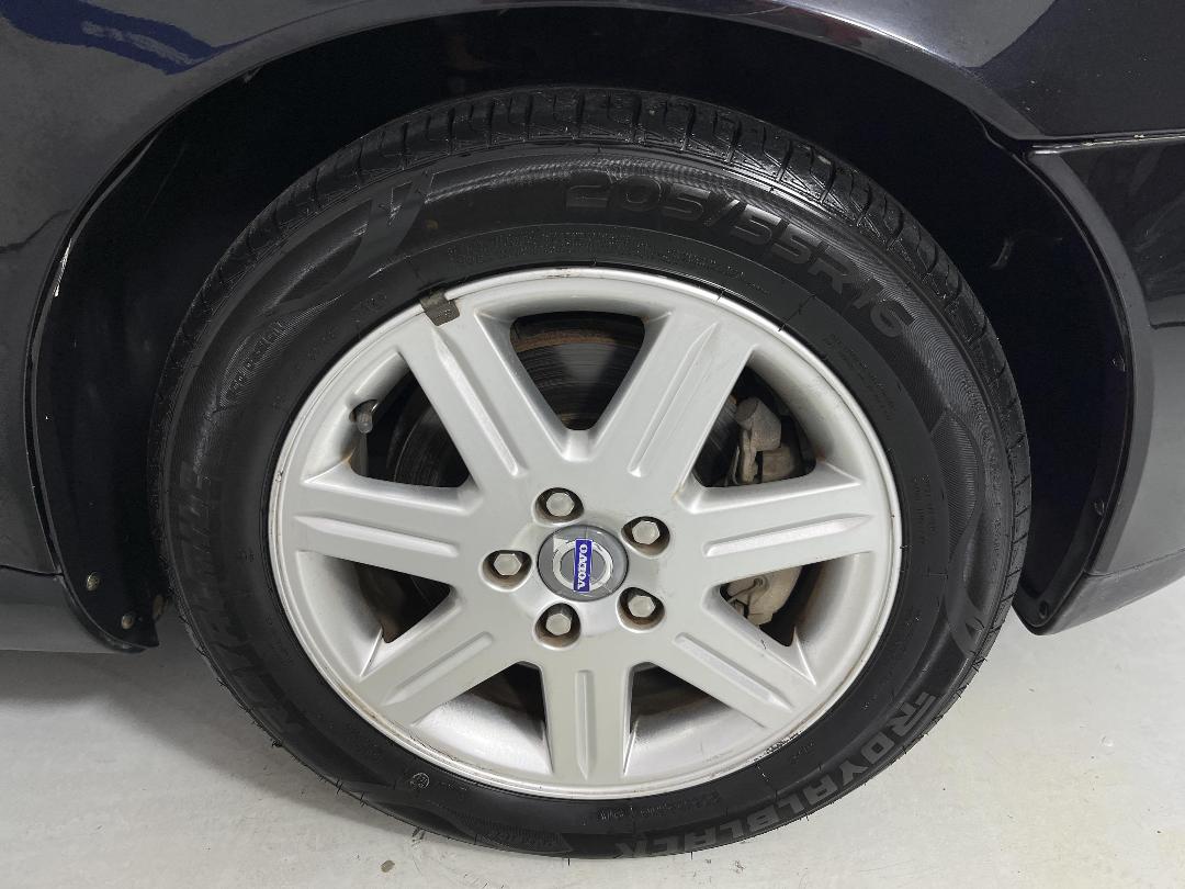 Photo '9' of Volvo S40