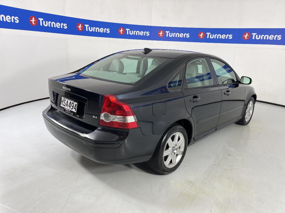 Photo '7' of Volvo S40