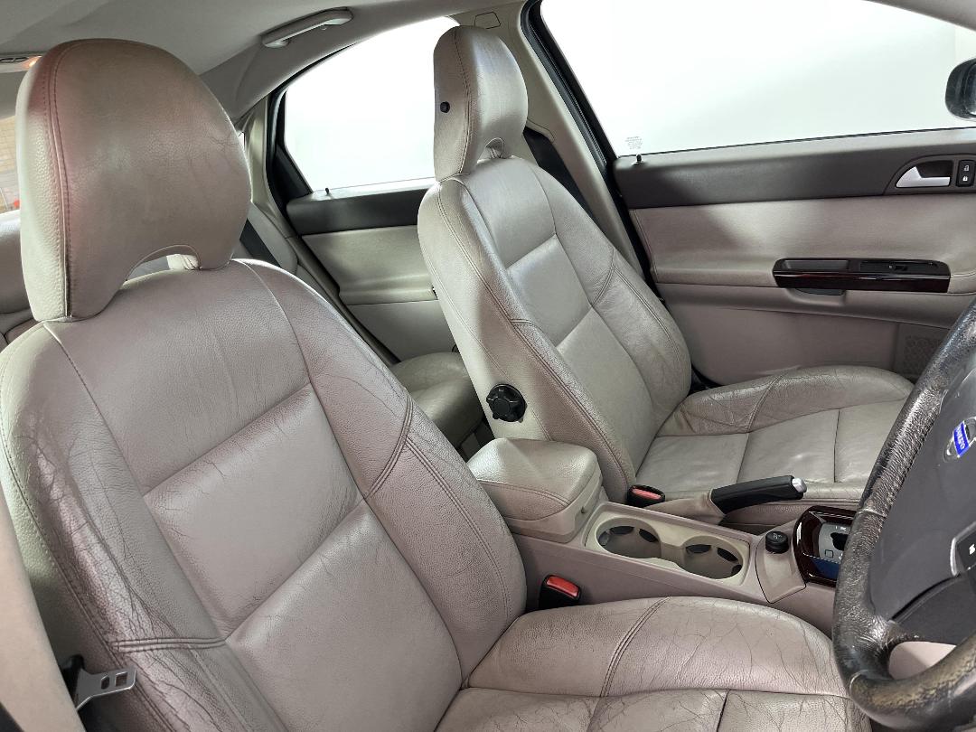 Photo '16' of Volvo S40