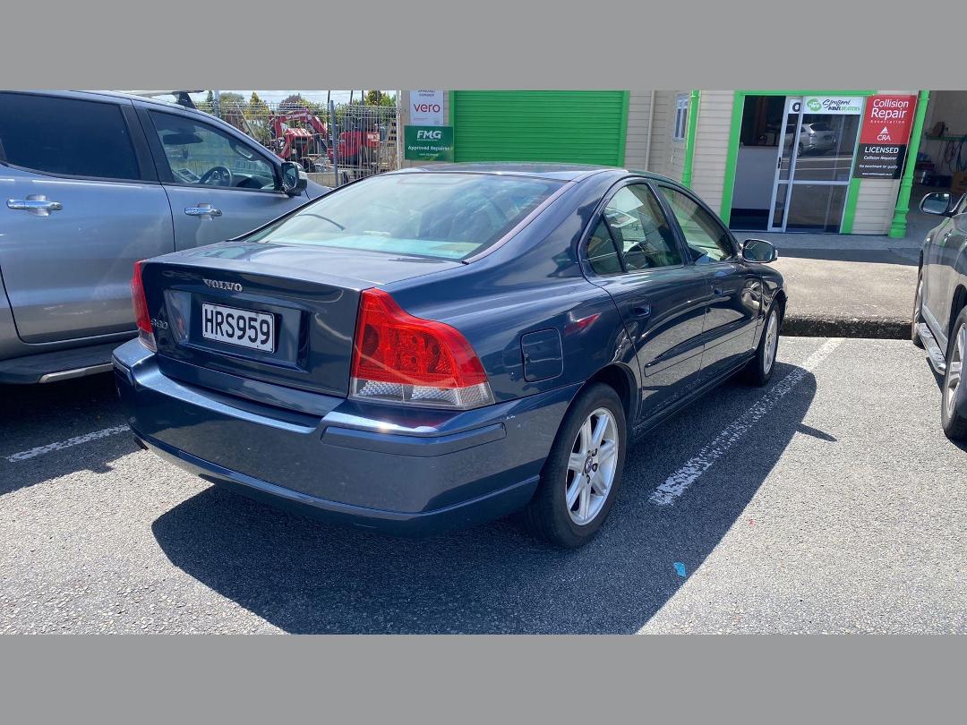 Photo '7' of Volvo S60 Photo '7' of Volvo S60