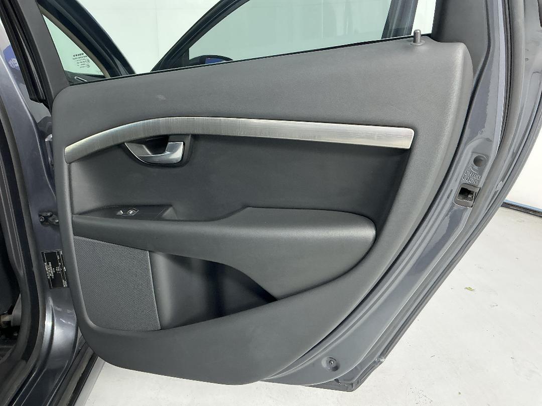 Photo '19' of Volvo V70 Photo '19' of Volvo V70