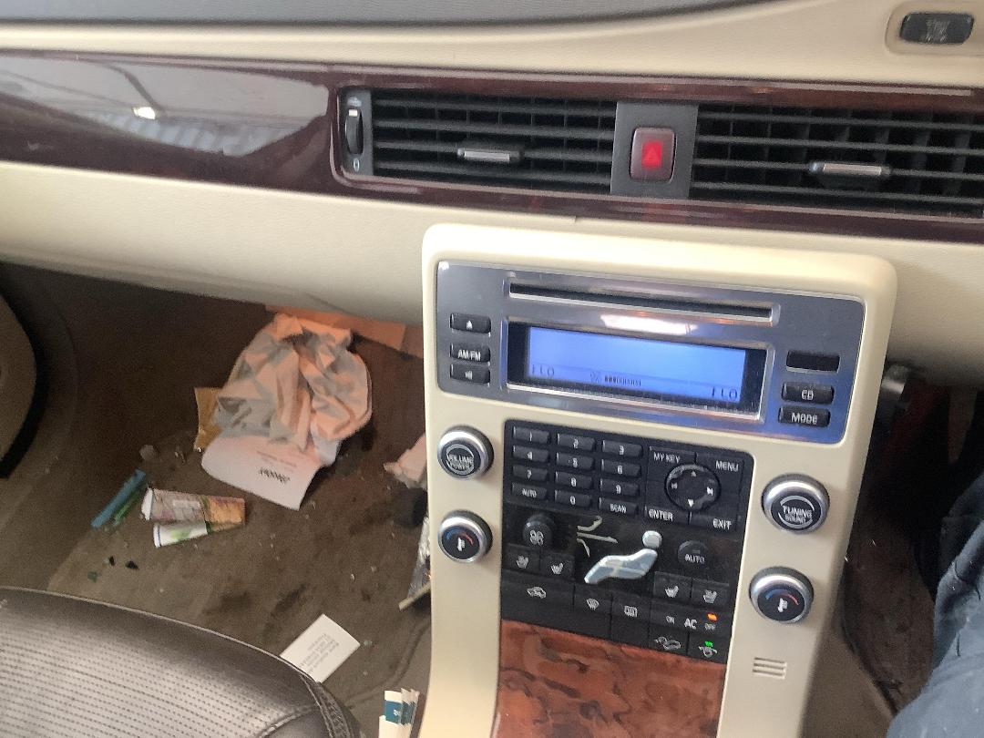 Photo '20' of Volvo XC70