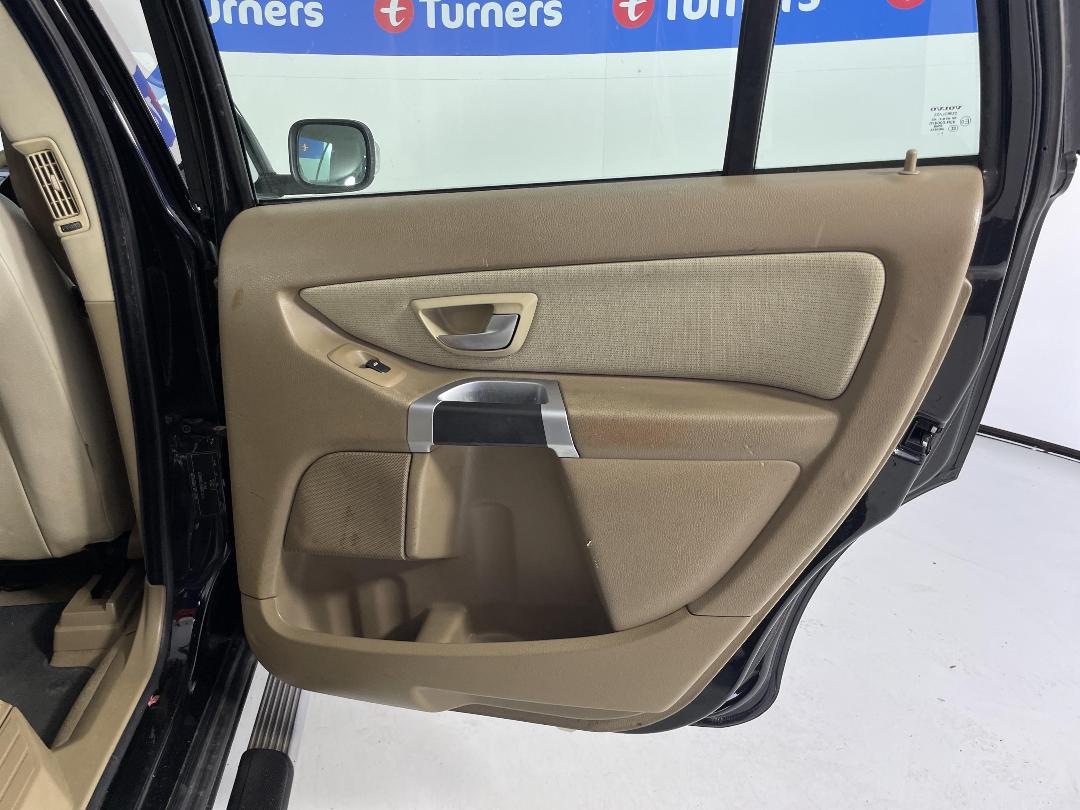 Photo '19' of Volvo XC90 Photo '19' of Volvo XC90