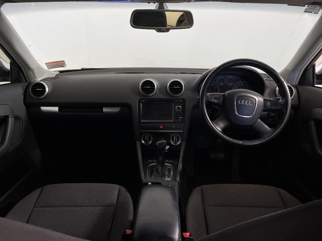 Photo '17' of Audi A3 Photo '17' of Audi A3