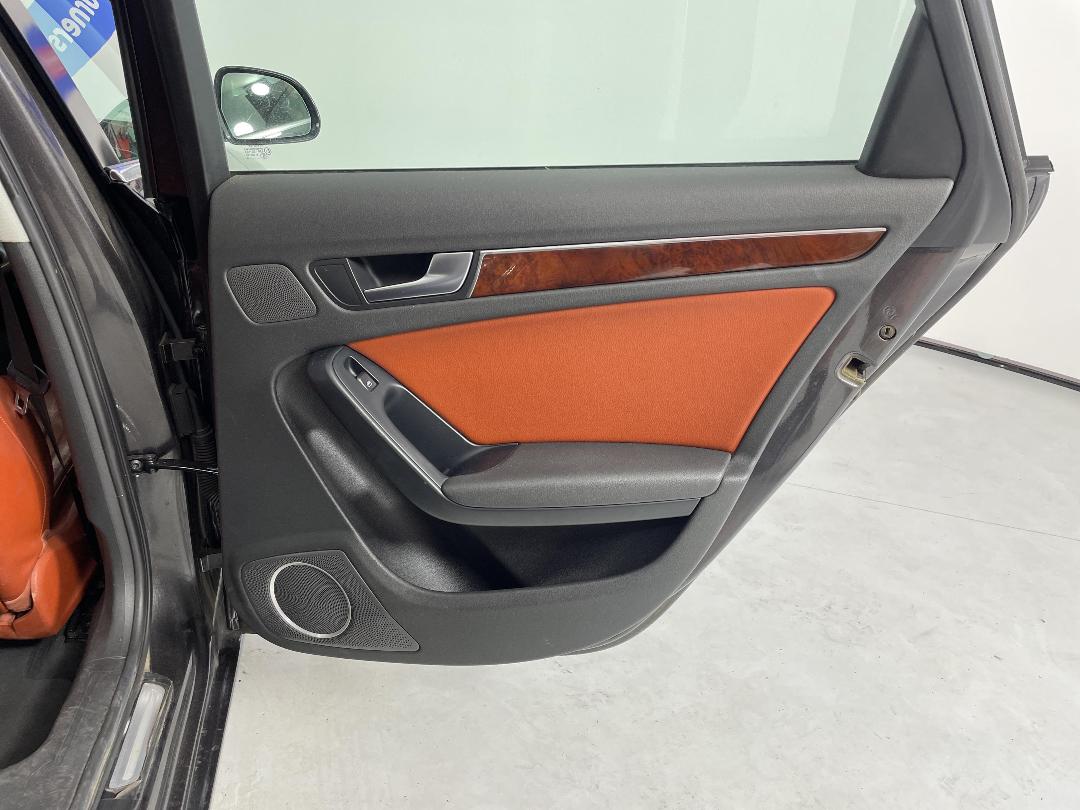 Photo '19' of Audi A4 Photo '19' of Audi A4