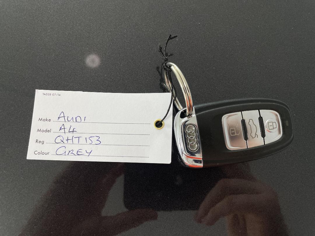 Photo '22' of Audi A4 Photo '22' of Audi A4