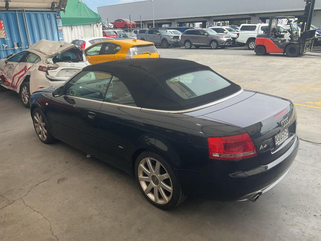 Photo '9' of Audi A4 Cabrio Quattro S