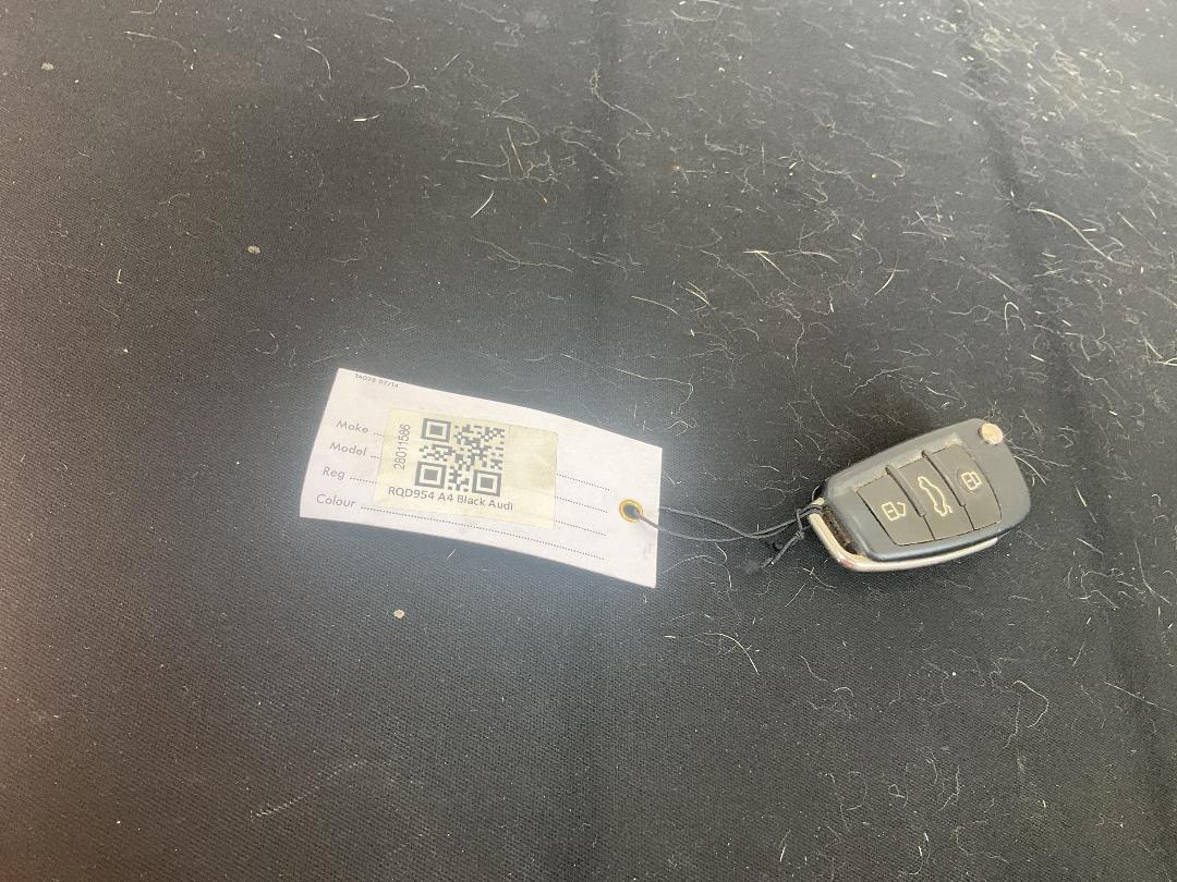 Photo '18' of Audi A4 Cabrio Quattro S