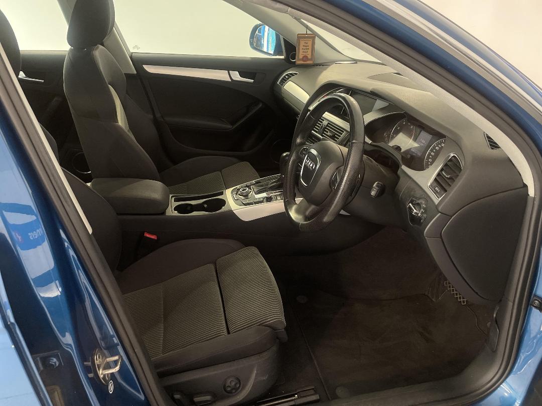 Photo '16' of Audi A4 Photo '16' of Audi A4