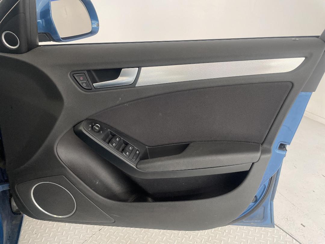 Photo '15' of Audi A4 Photo '15' of Audi A4