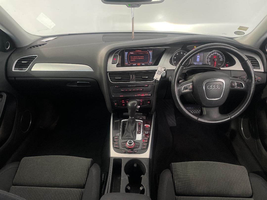 Photo '17' of Audi A4 Photo '17' of Audi A4