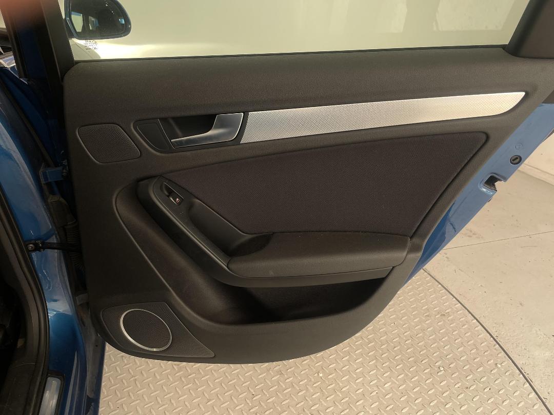 Photo '19' of Audi A4 Photo '19' of Audi A4