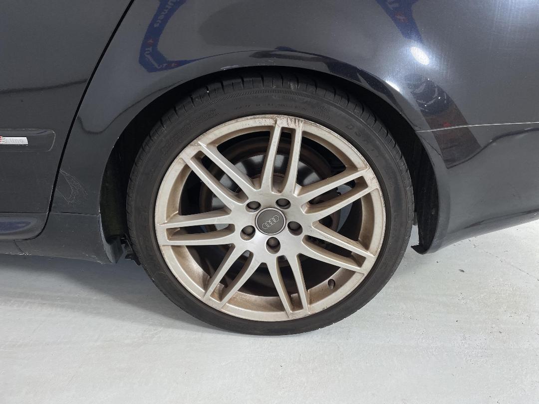 Photo '9' of Audi A4 Photo '9' of Audi A4