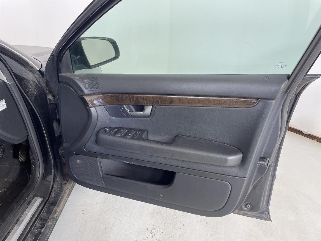 Photo '13' of Audi A4 Photo '13' of Audi A4