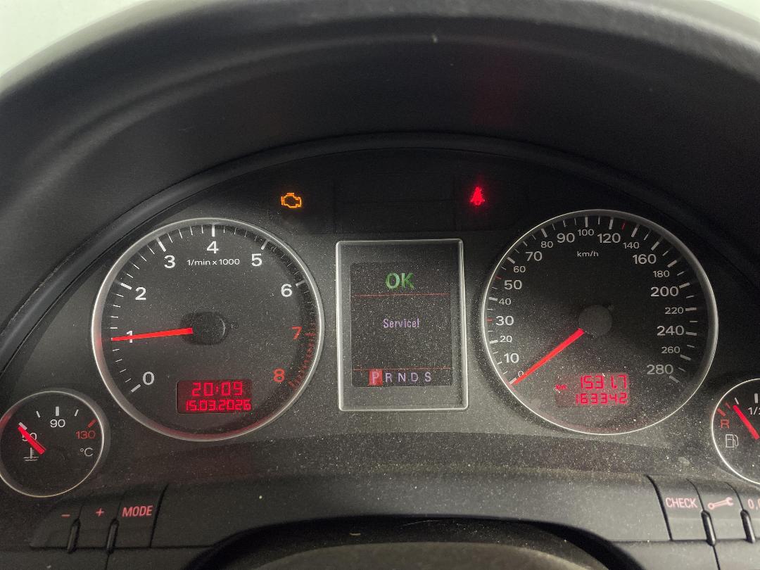 Photo '19' of Audi A4 Photo '19' of Audi A4