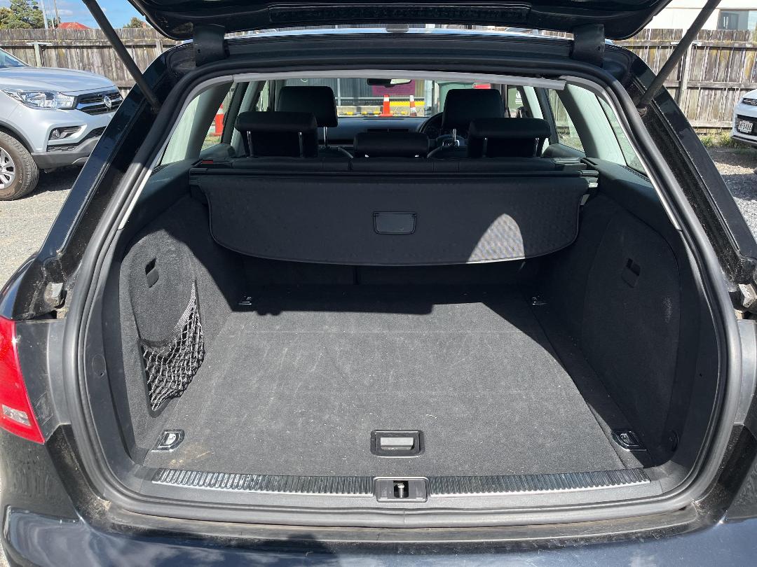 Photo '12' of Audi A4