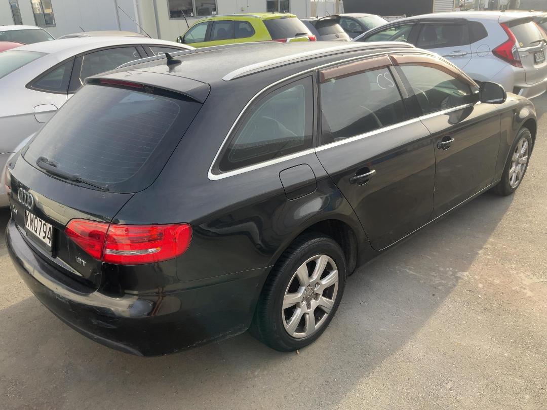 Photo '6' of Audi A4 1.8T Photo '6' of Audi A4 1.8T