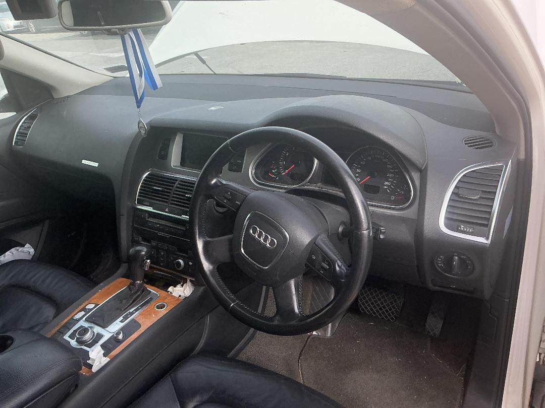 Photo '16' of Audi Q7