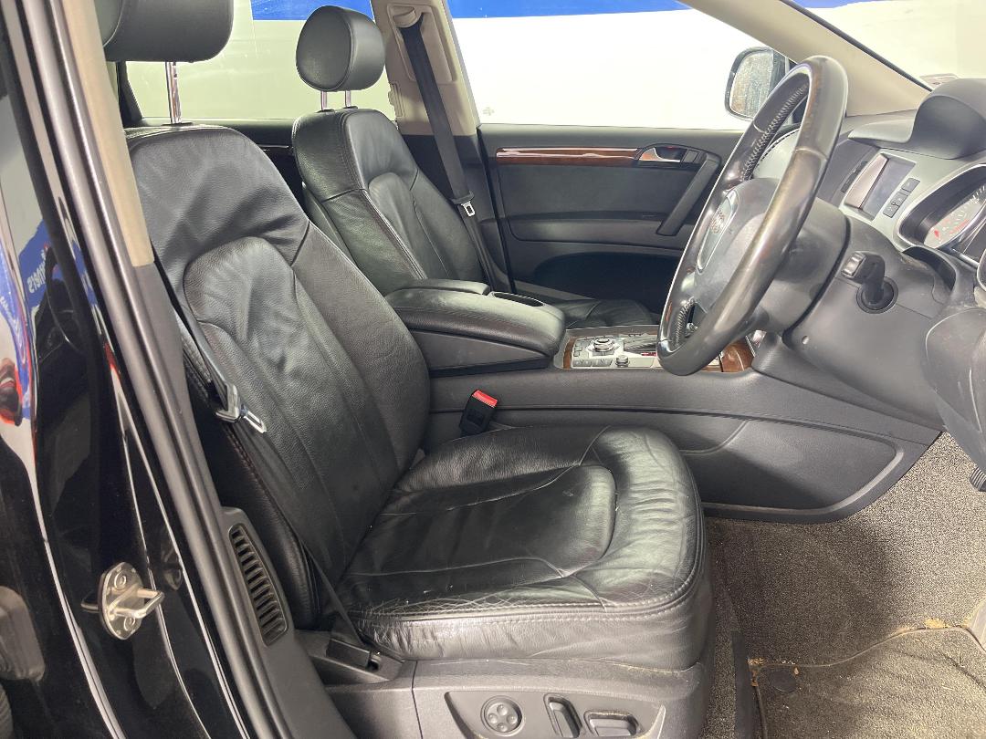 Photo '16' of Audi Q7 Photo '16' of Audi Q7