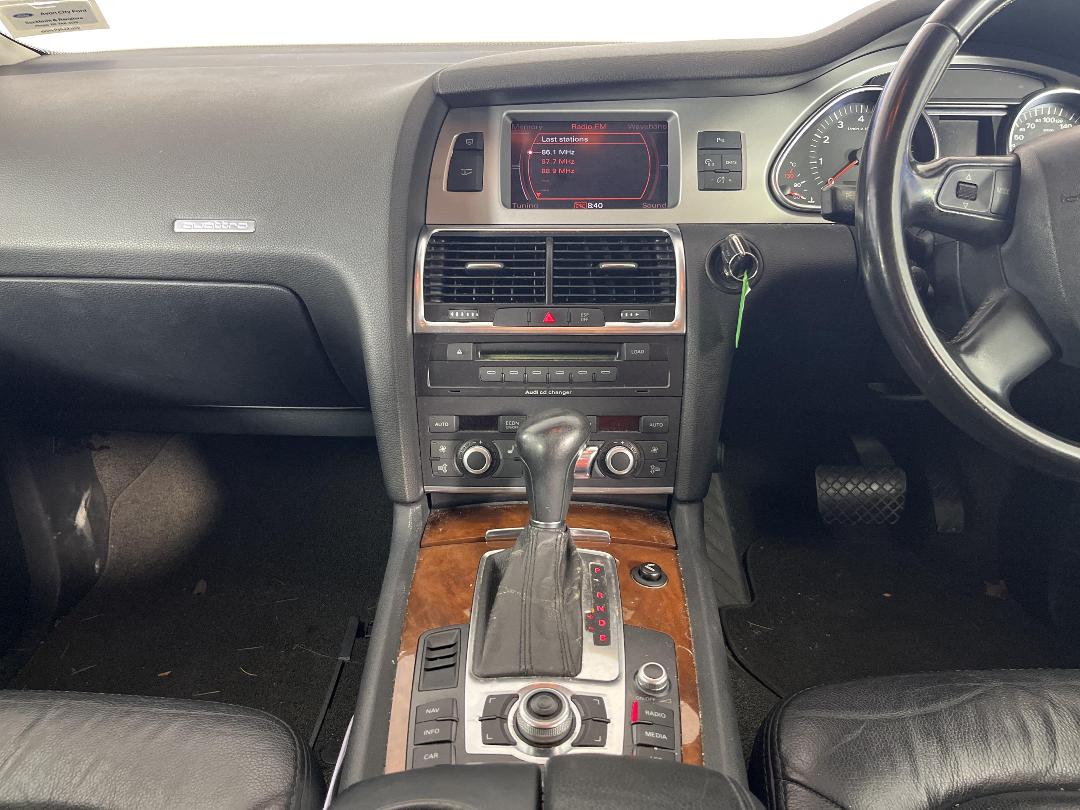 Photo '18' of Audi Q7 Photo '18' of Audi Q7