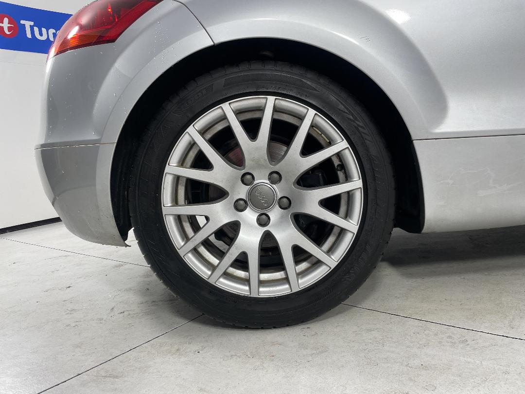 Photo '12' of Audi TT