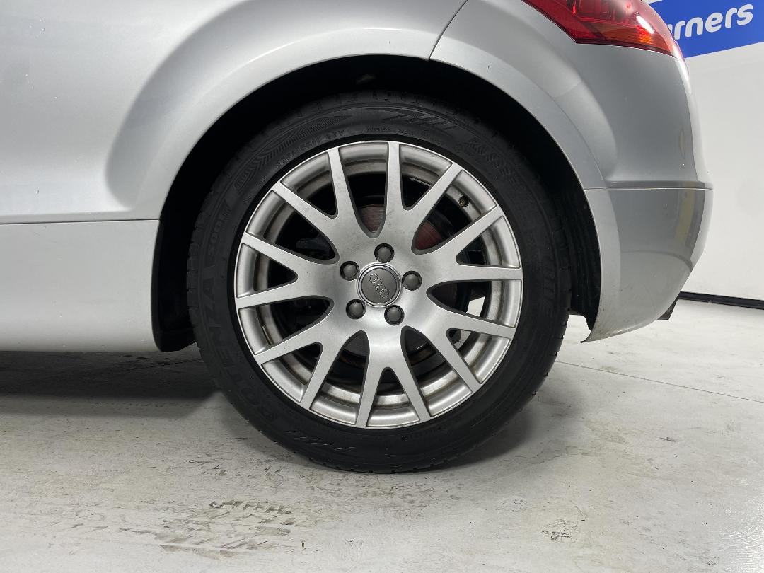 Photo '11' of Audi TT